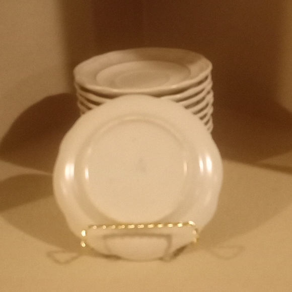 VTG- Pfaltzgraff Silver Heirloom 11 Saucers - Picture 9 of 10
